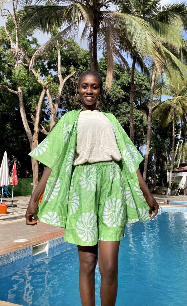 Le Kimono vert ventilo et son short